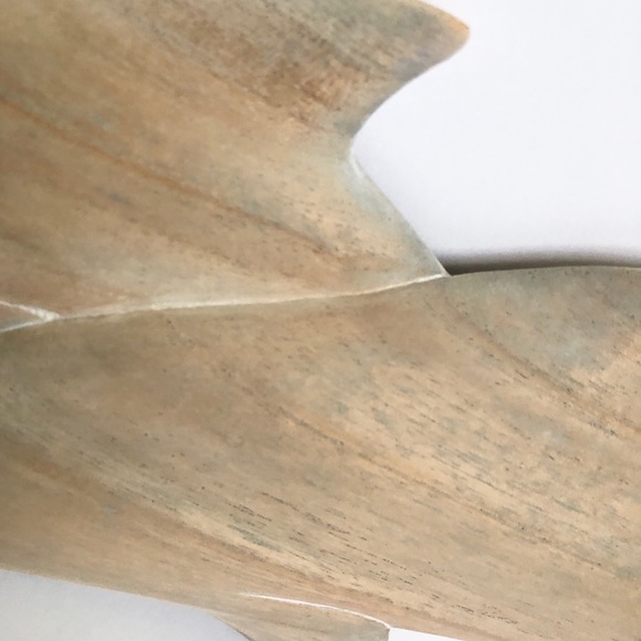 Carved Wooden dolphin pair wall art decor - Picture 9 of 9